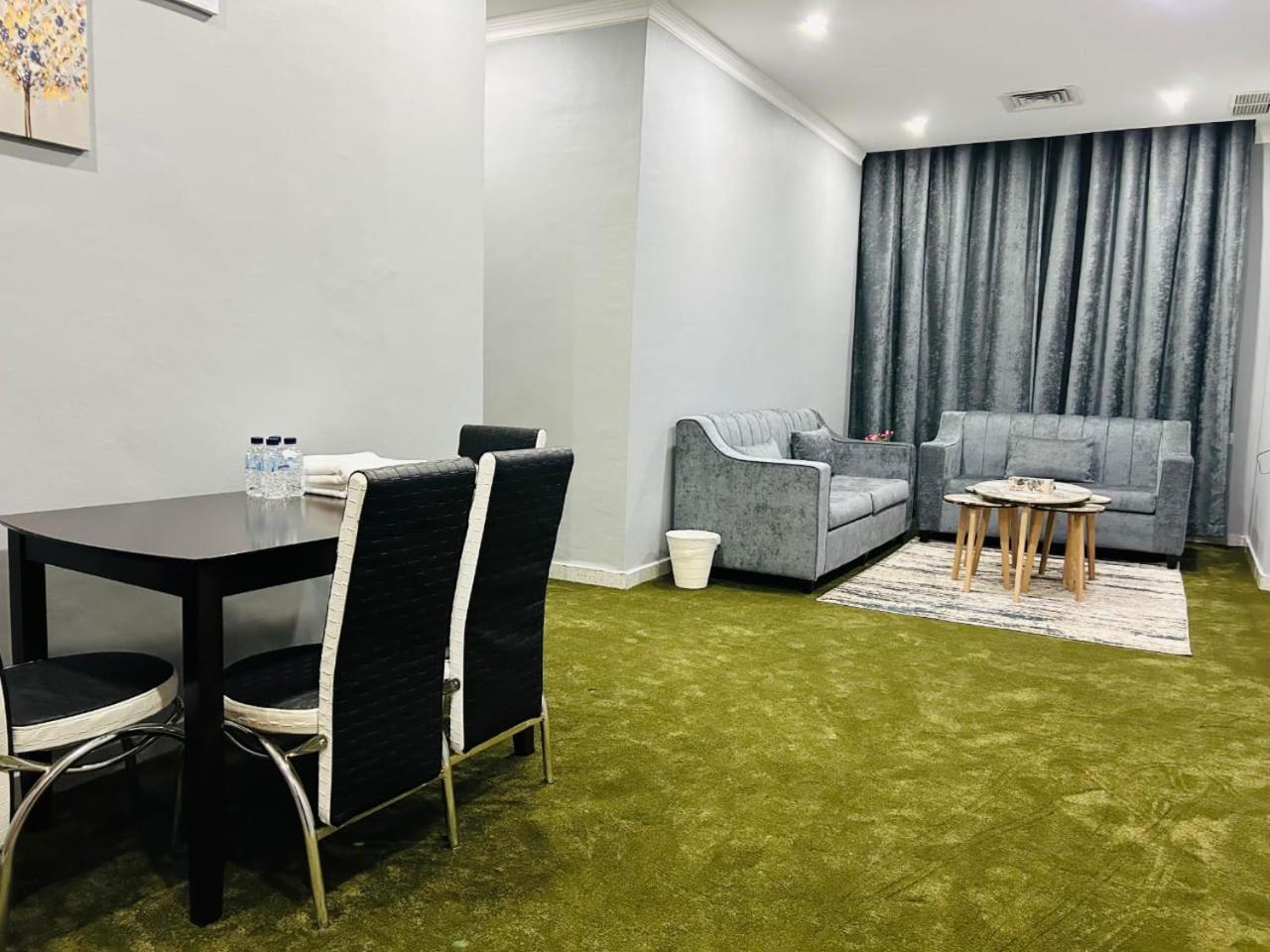 De Iris Regency Fahaheel Daire Kuveyt Dış mekan fotoğraf